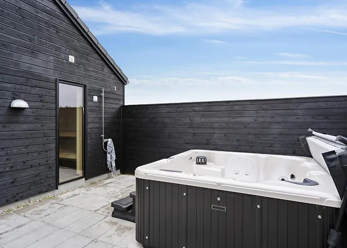 5 Star In Vejers Strand